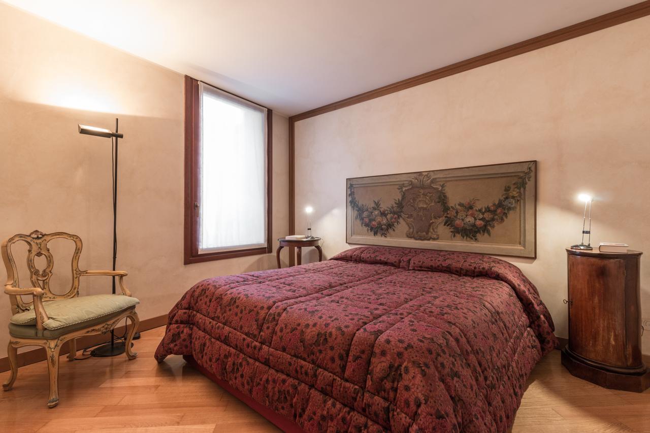 La Fenice Double Canal View Венеция Экстерьер фото