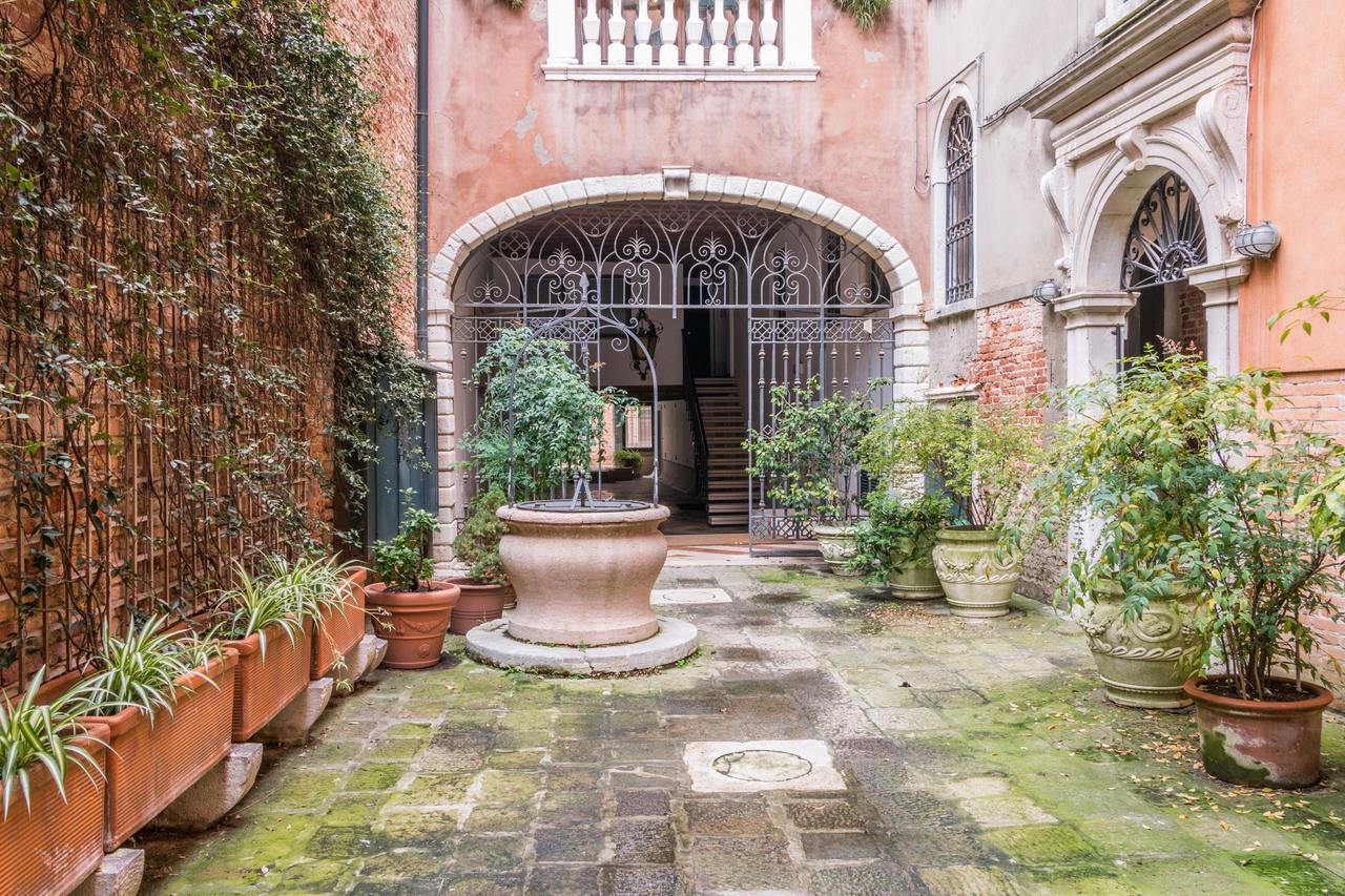 La Fenice Double Canal View Венеция Экстерьер фото