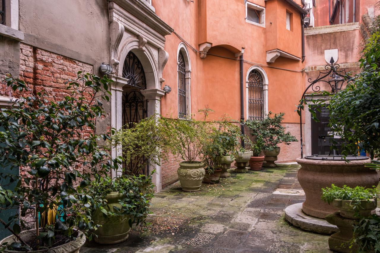 La Fenice Double Canal View Венеция Экстерьер фото
